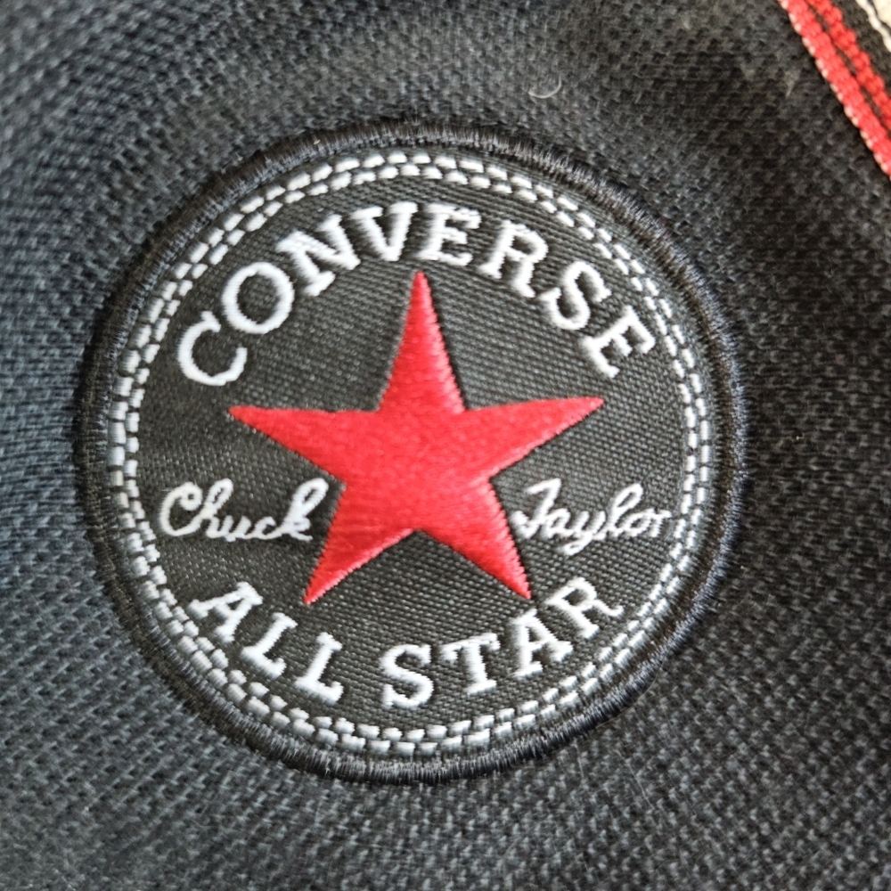 NWOT: *Rare* unisex Converse Chuck Taylors size 10 M/12 W - Picture 5 of 14